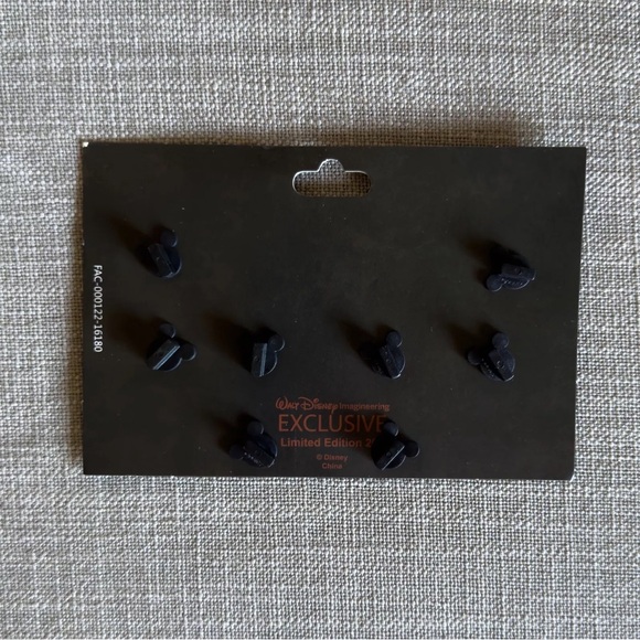 New WDI Disney Springs Jock Lindsey's Hangar Bar 4 Pin Coaster Set 1 LE 200 - Picture 2 of 11